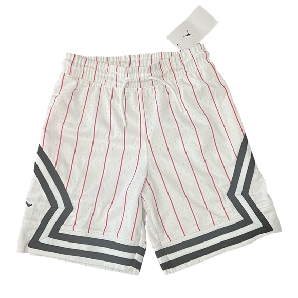 Jordan Kids White and Red Striped Shorts - boys size S BNWT - Picture 1 of 2